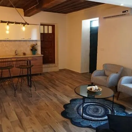 Kaktus Tatil Evleri بيت للعطل *