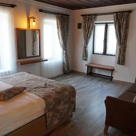 Kaktus Tatil Evleri بيت للعطل *